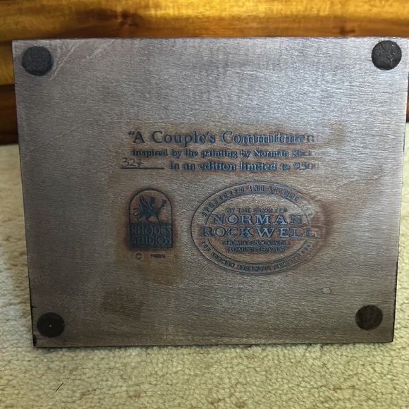 Limited edition “A Couple’s Commitment” in Rockwell’s Classics Collection - Picture 8 of 14